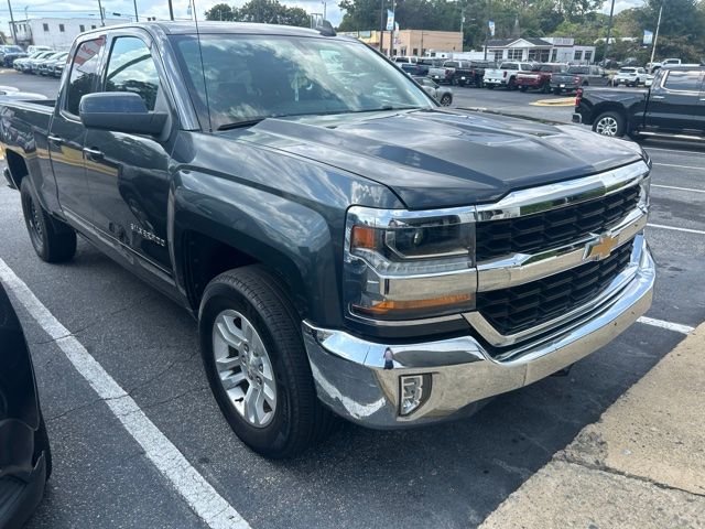 Used 2018 Gray Chevrolet LT image 1
