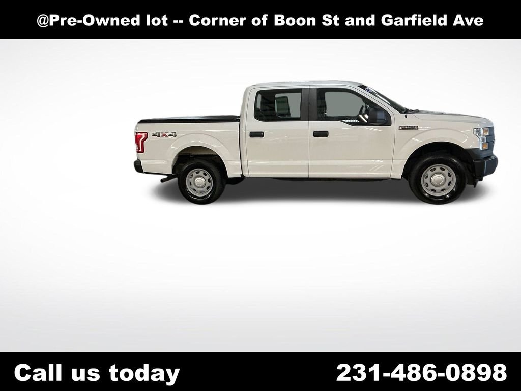 Used 2017 White Ford XL image 6