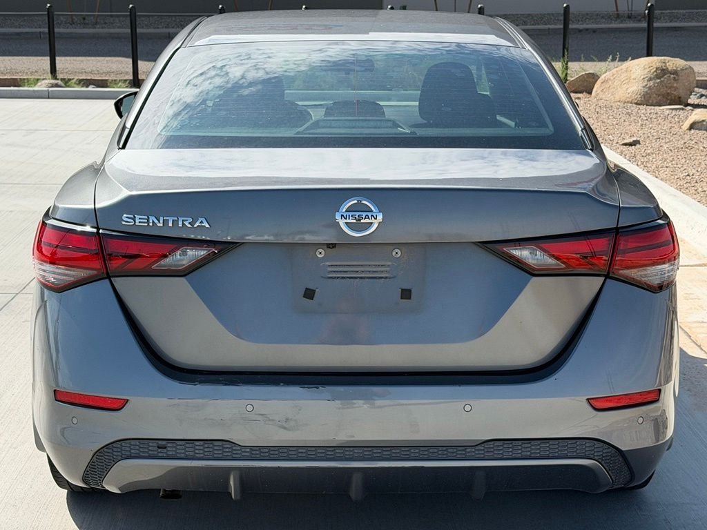 Used 2020 Gray Nissan S image 6
