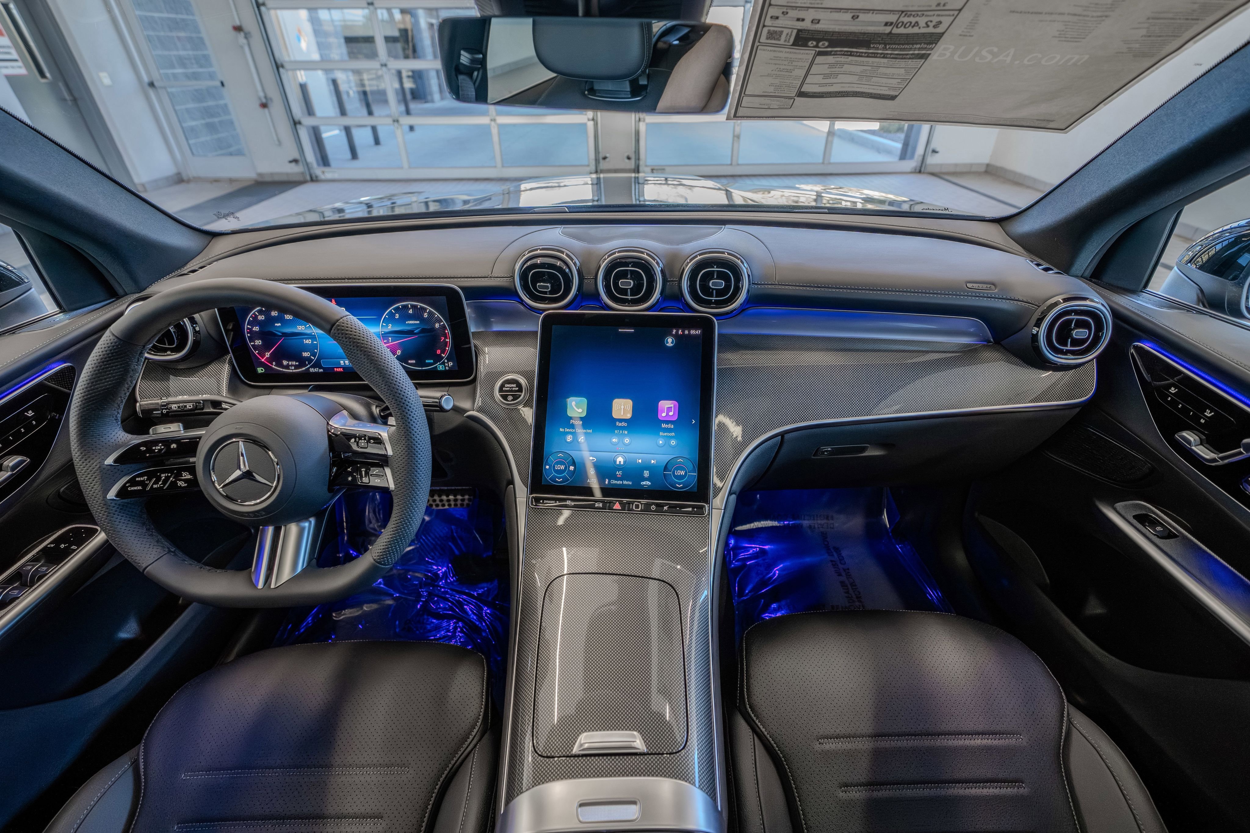 2026 Mercedes-Benz GLC Base - Photo 8