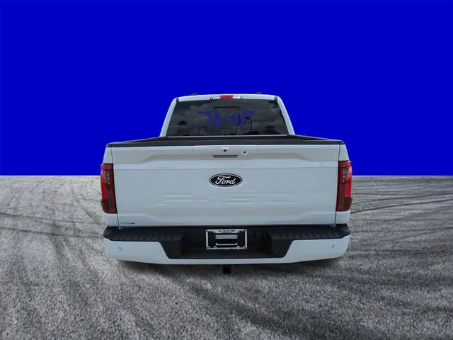 New 2026 Oxford White Ford XLT image 5