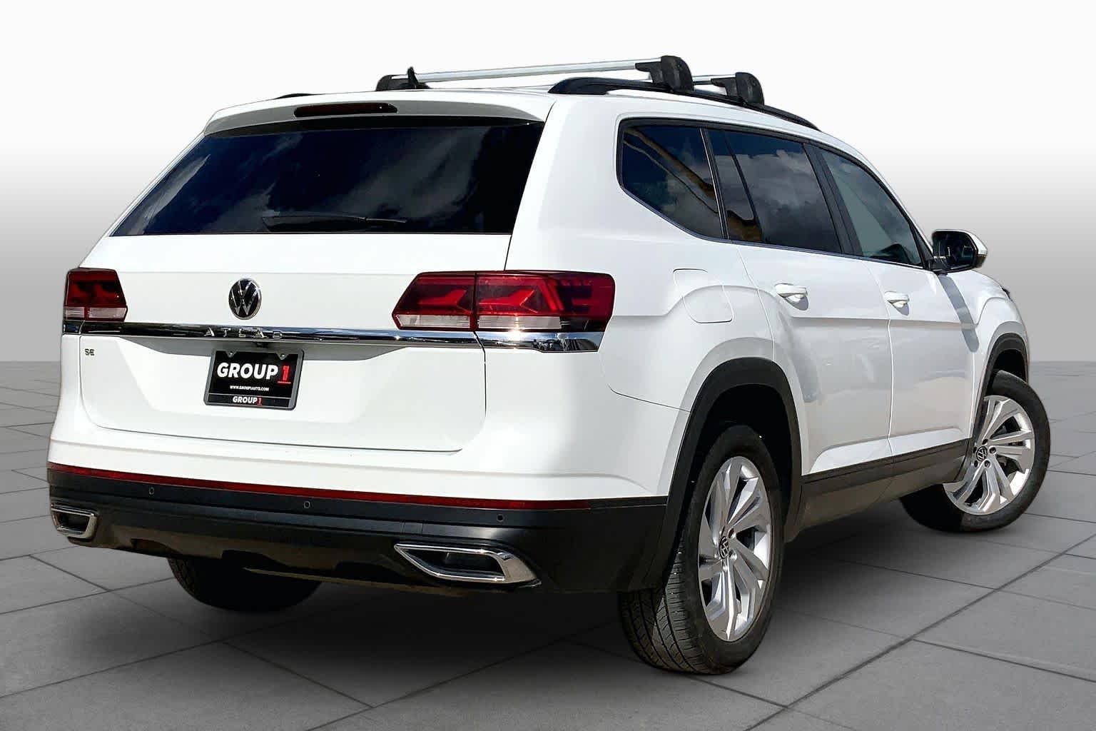 Used 2021 Pure White Volkswagen 2.0T SE w/Technology image 12