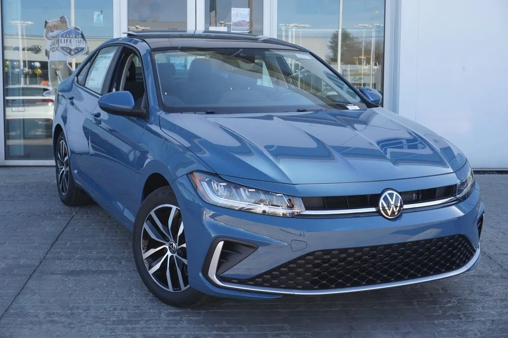 New 2026 Blue Volkswagen 1.5T SE image 4