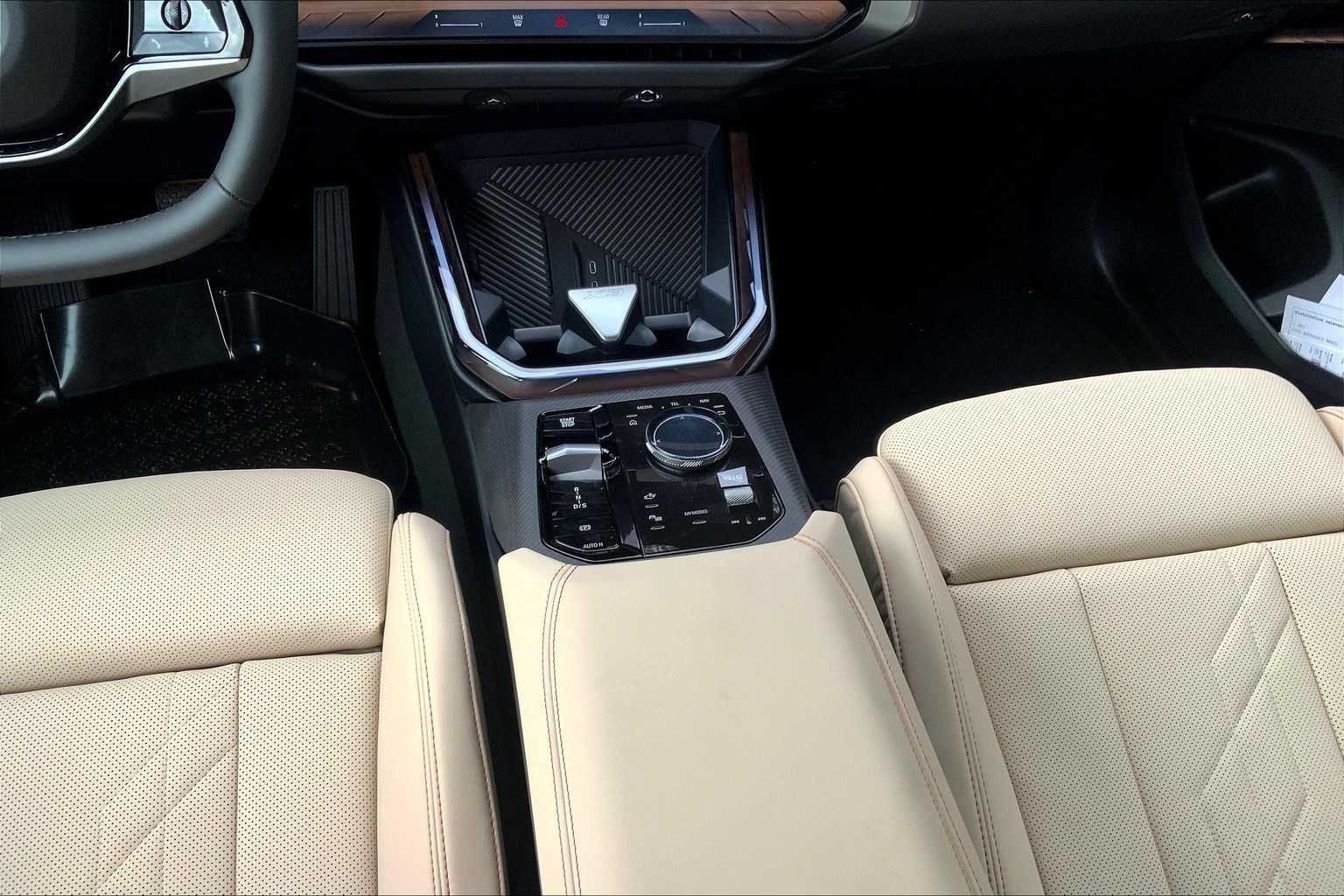 Used 2026 Dark Graphite Metallic BMW 30 xDrive image 7