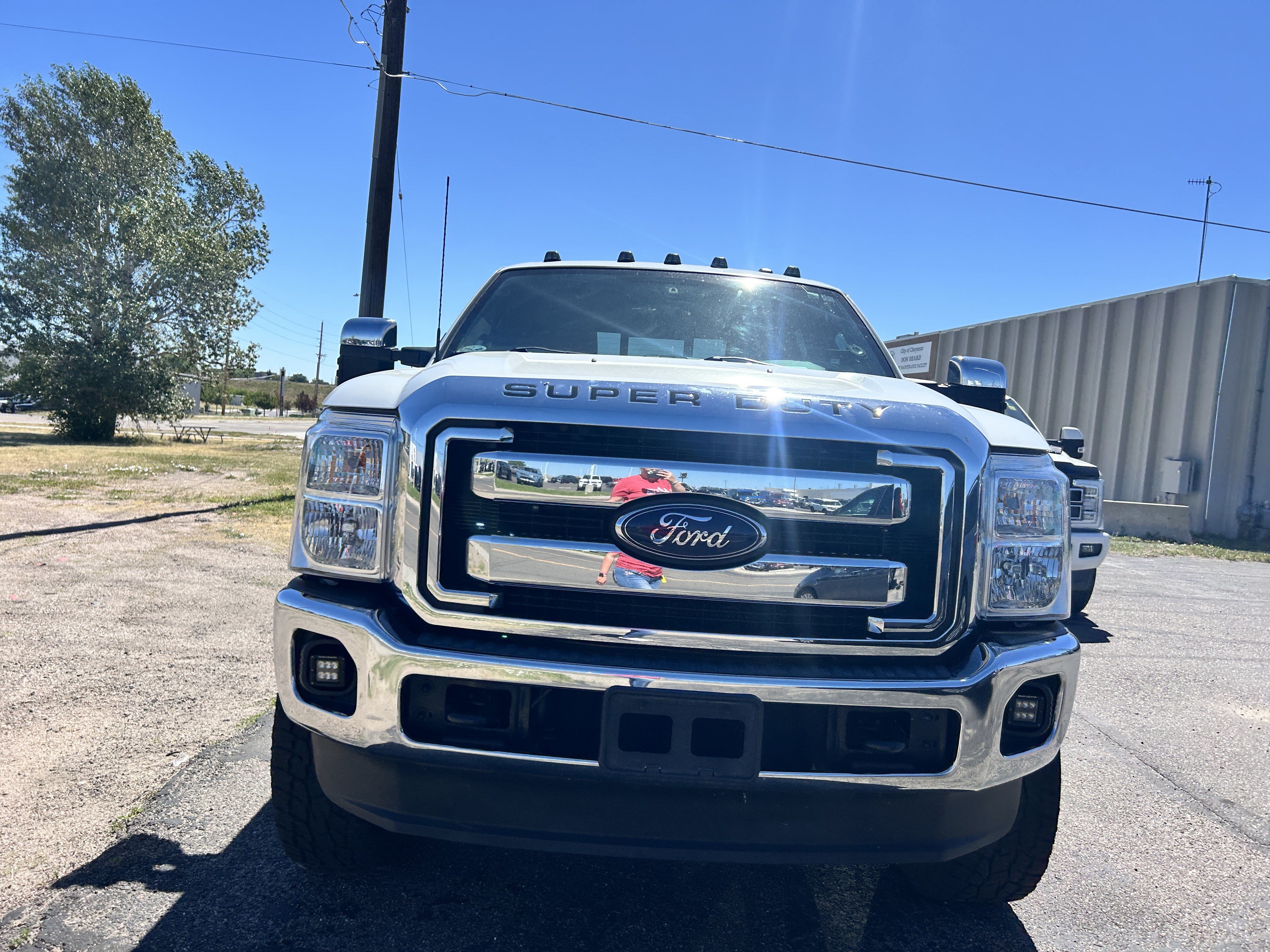 Used 2015 Oxford White Ford Lariat image 8