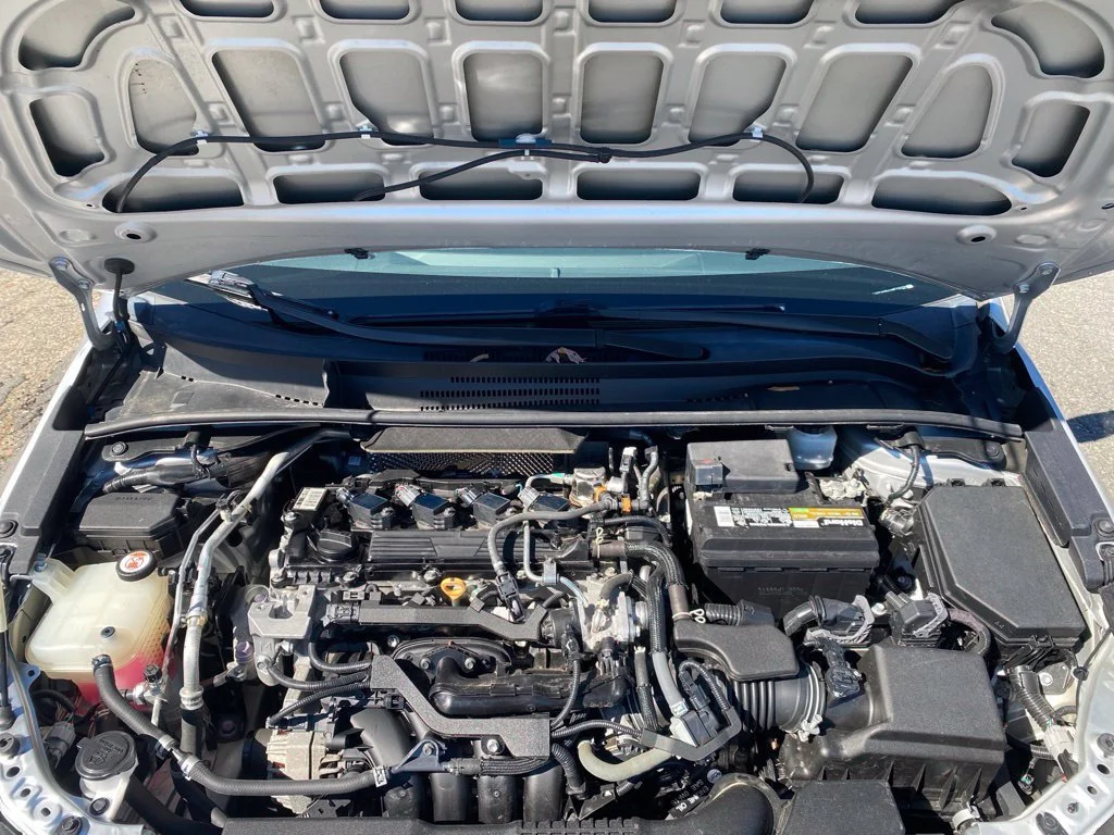 Used 2022  Toyota SE image 37