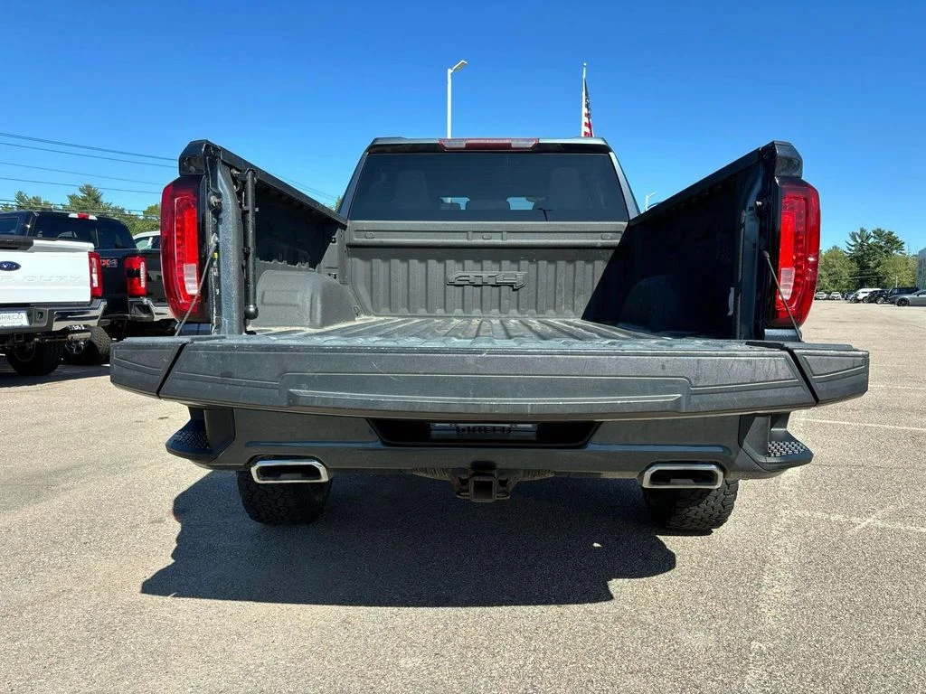 Used 2021 Sky GMC AT4 image 5