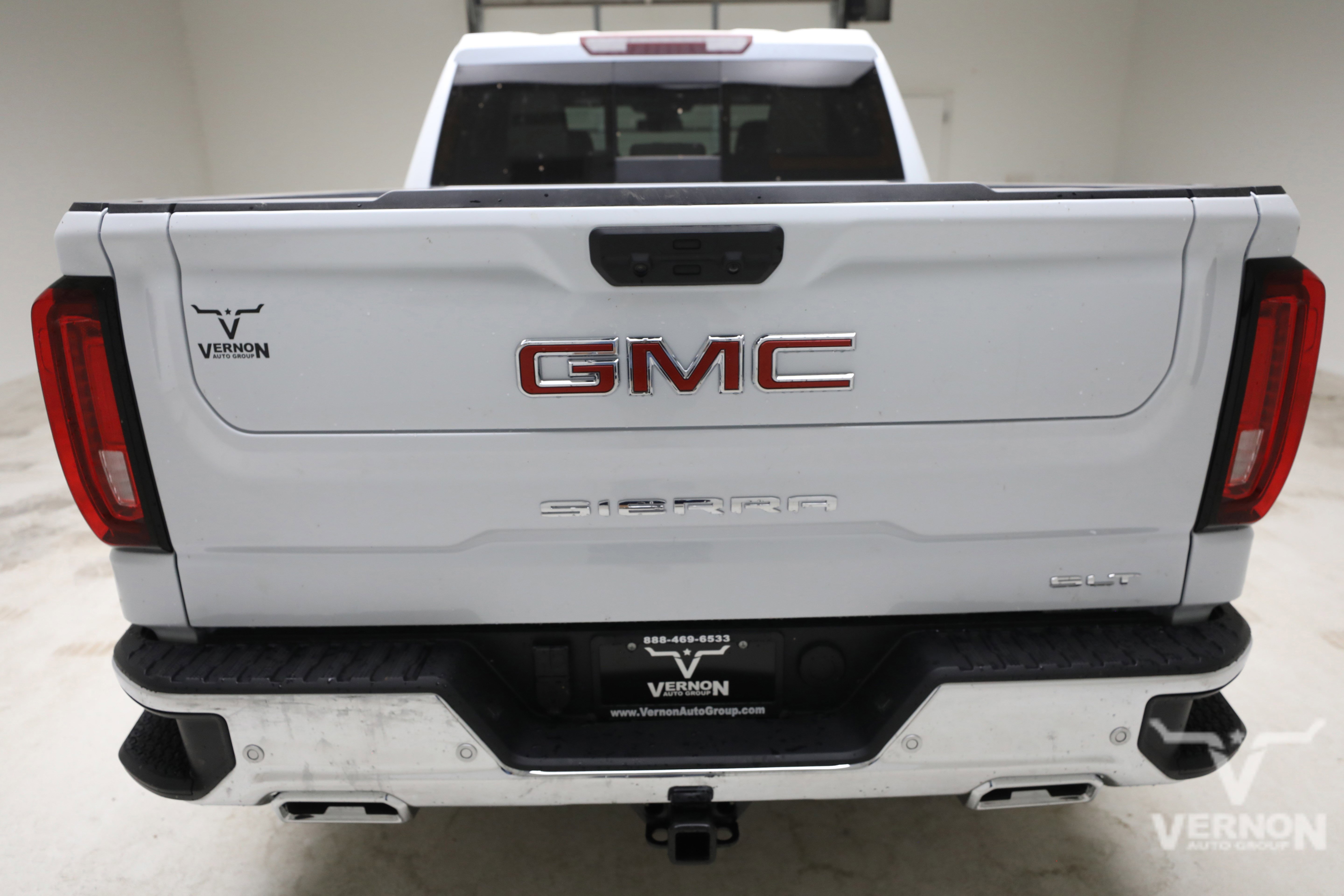 New 2026 Glacier White Tricoat GMC N image 4