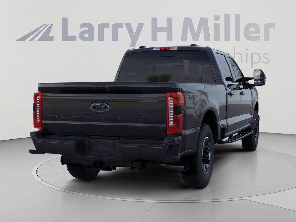 Used 2026 Agate Black Metallic Ford LARIAT image 11
