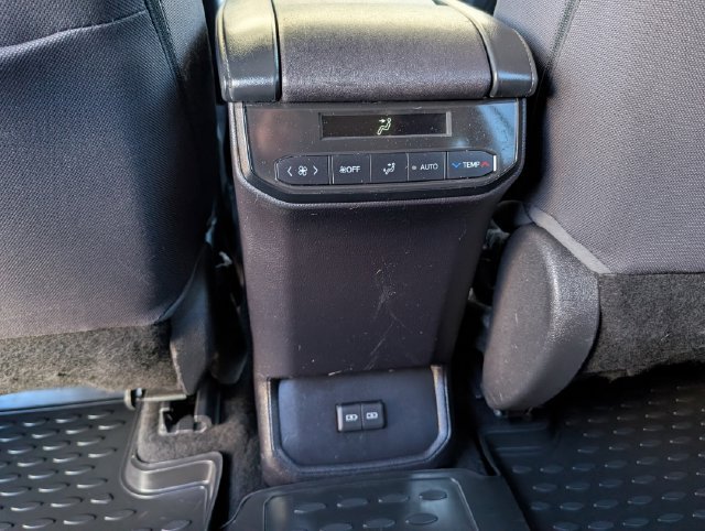 Used 2023 Off-white Toyota LE image 18