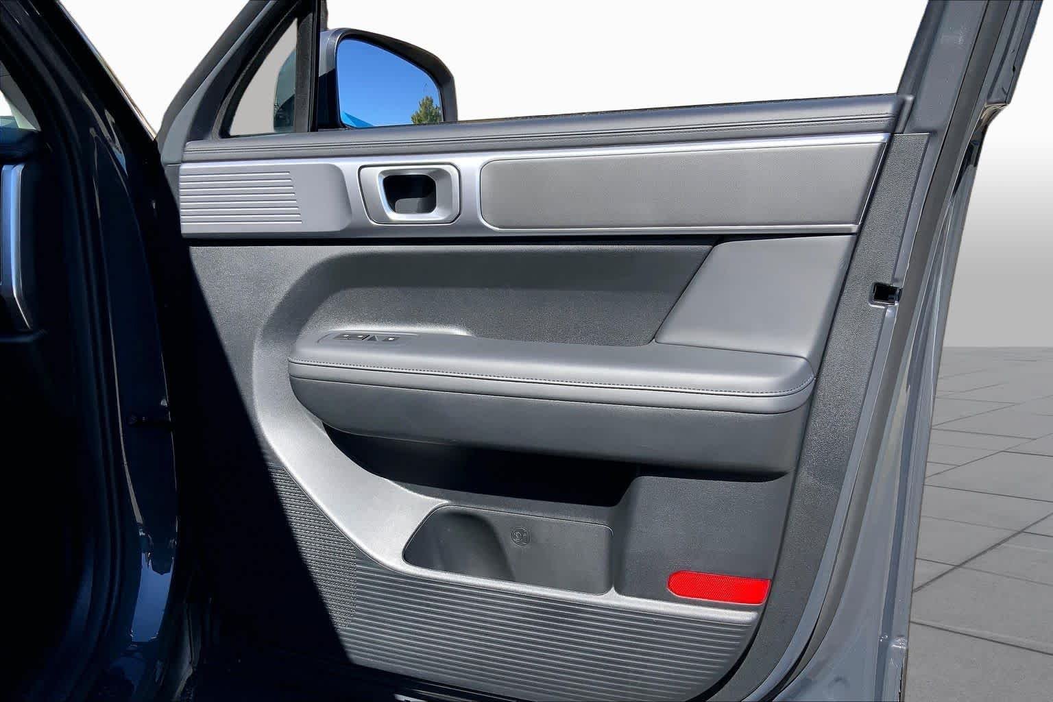 Used 2026 Ecotronic Gray Hyundai SEL image 21