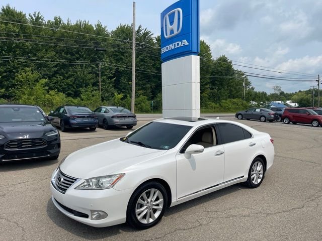 Used 2011 Starfire Pearl Lexus 350 image 2