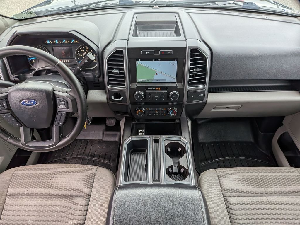 Used 2019 Blue Ford XLT image 25