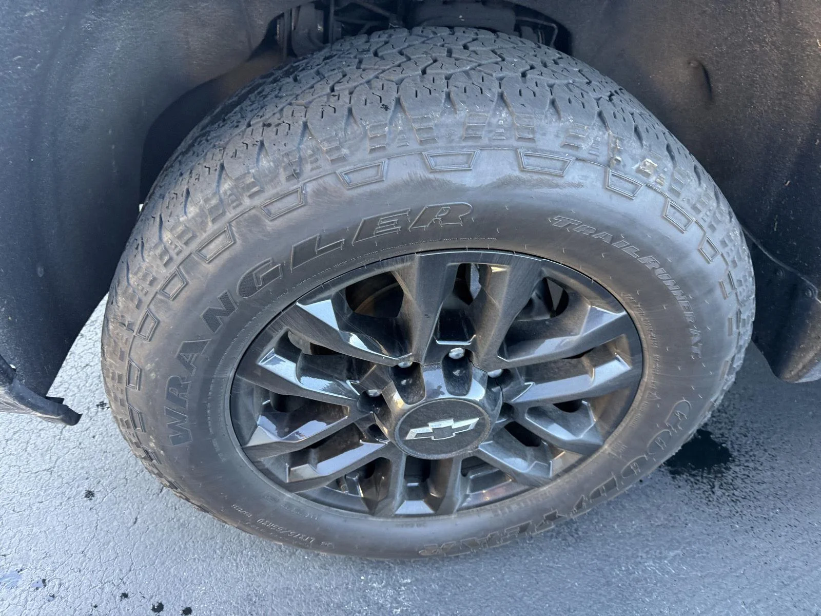 Used 2025 Slate Gray Metallic Chevrolet Custom image 3