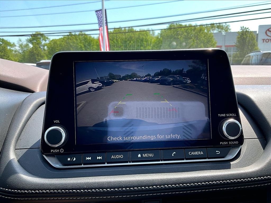 Used 2023 Blue Nissan SV image 19