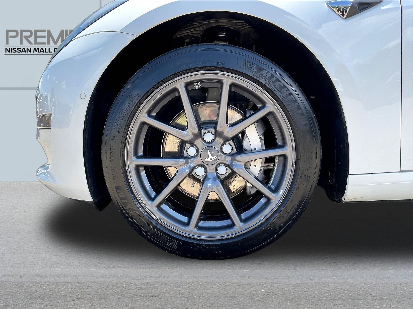 Used 2018 White Tesla Long Range image 34
