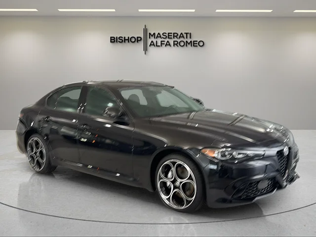 2025 Alfa Romeo Giulia Base