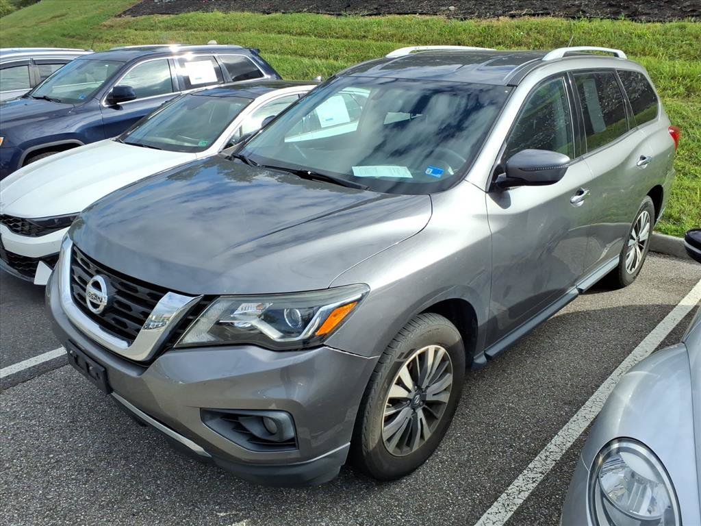 Used 2017 Gray Nissan SV image 10