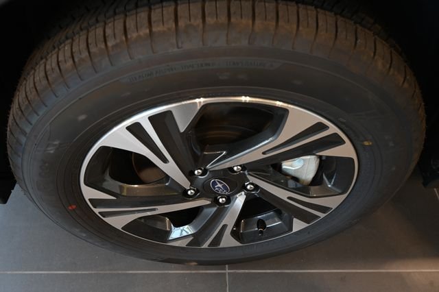 New 2026 CRYSTAL WHITE PEARL Subaru Premium image 16