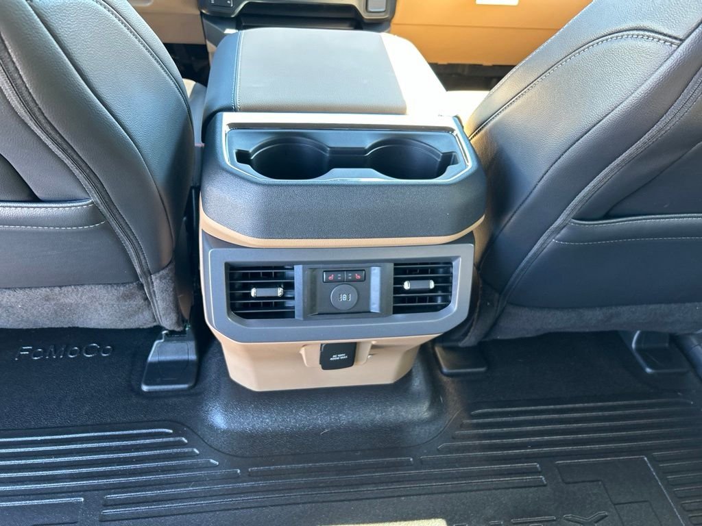 New 2026 Oxford White Ford Lariat image 41