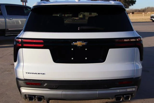 2026 Chevrolet Traverse LT - Photo 8