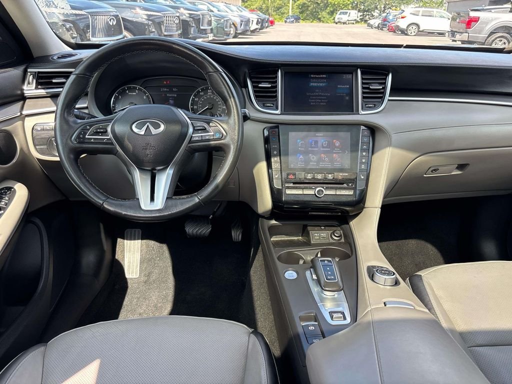 Certified Used 2023 Gray INFINITI LUXE image 13