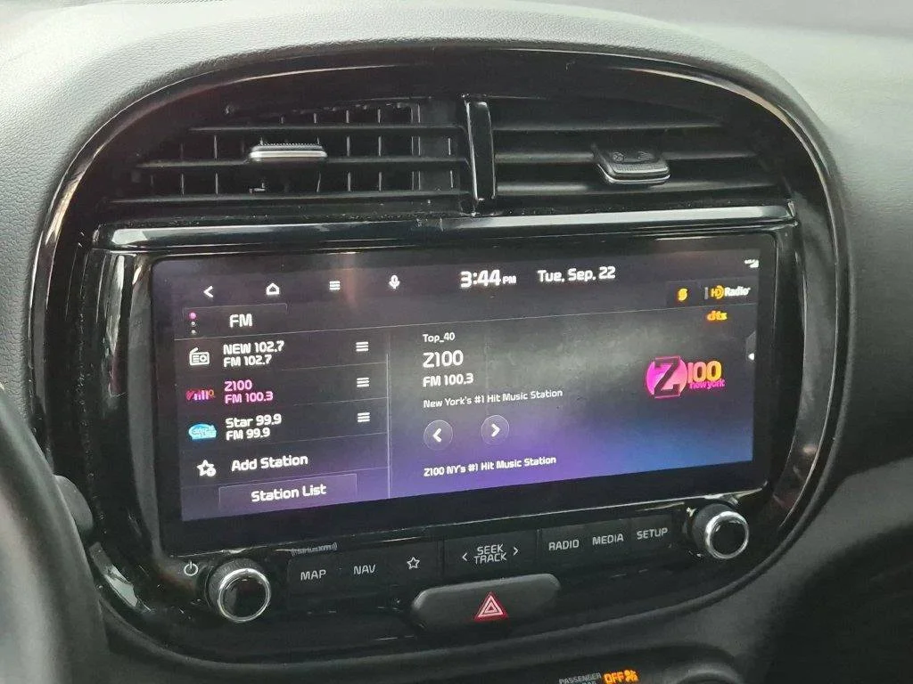Used 2023 Blue Kia EX image 17