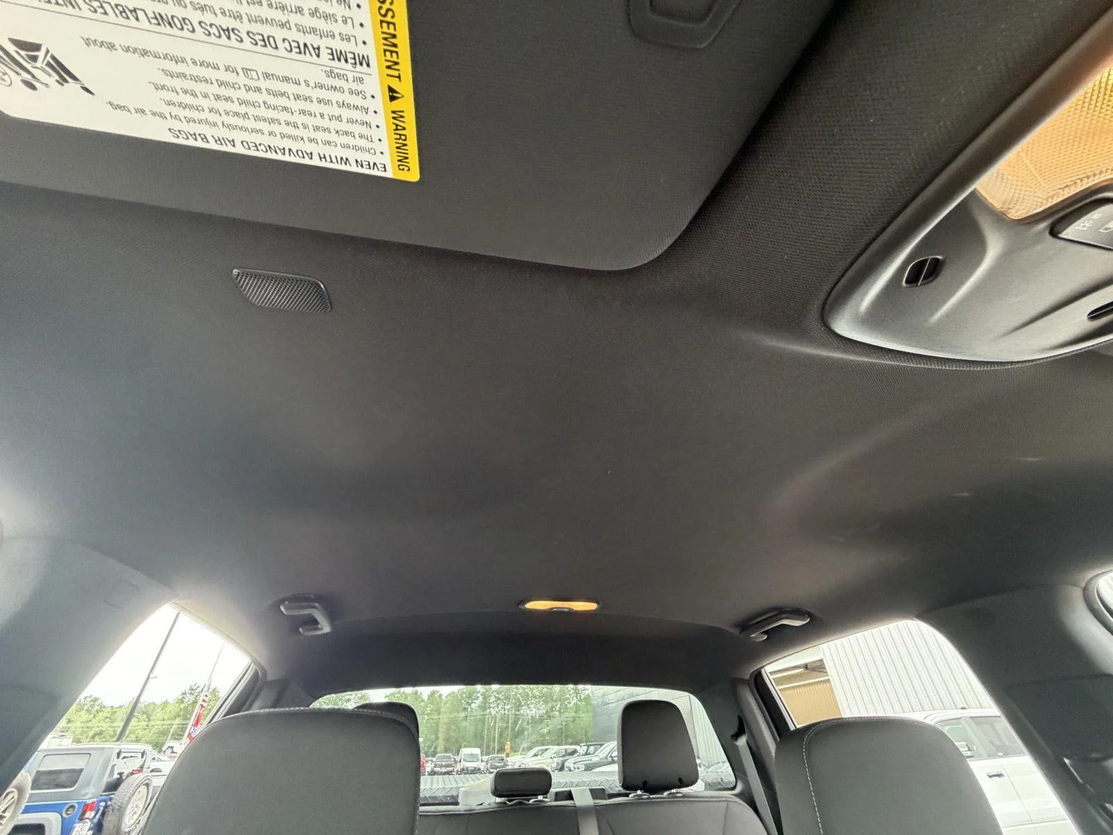 Used 2024 Summit White GMC 2WD Elevation image 21