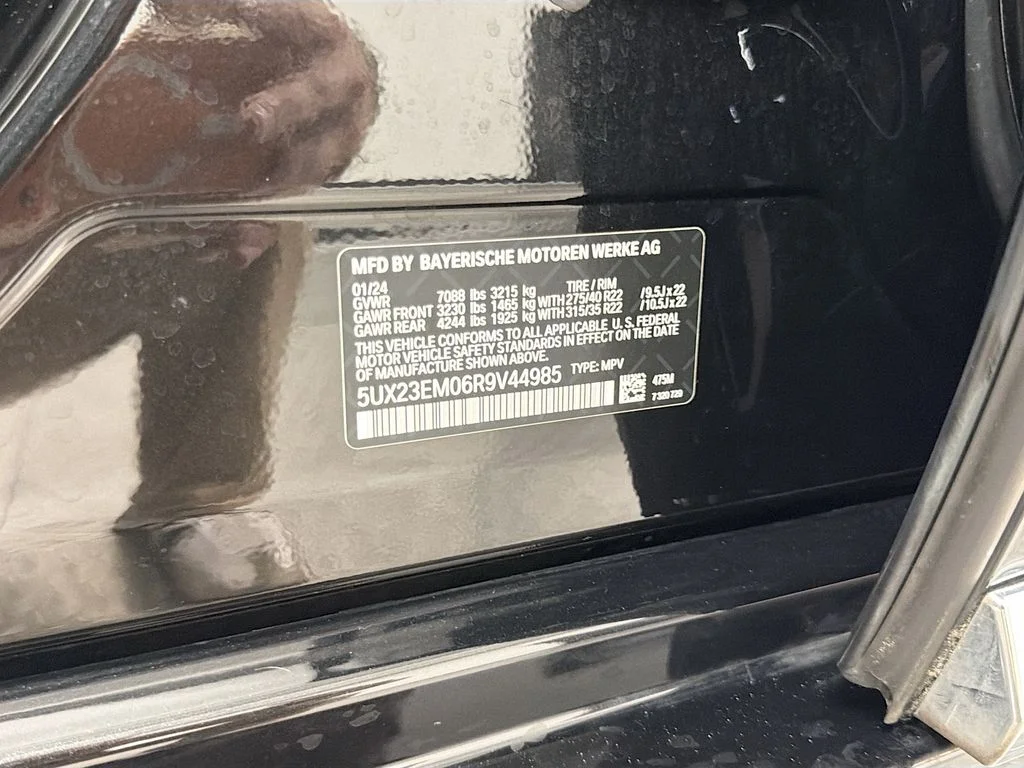 Used 2024 Black BMW xDrive40i image 36
