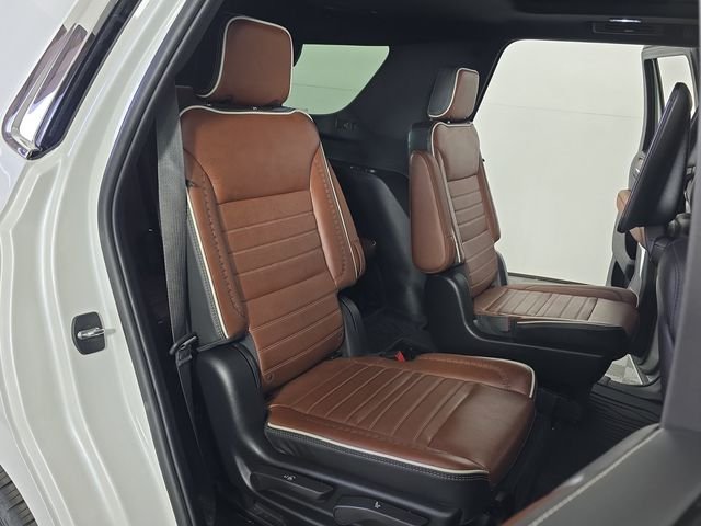 Used 2024 White Frost GMC Denali Ultimate image 31