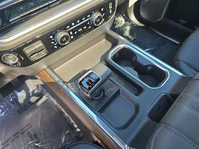 New 2026 Sterling Gray Metallic Chevrolet High Country image 25