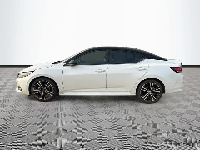 Used 2023 White Nissan SR image 4