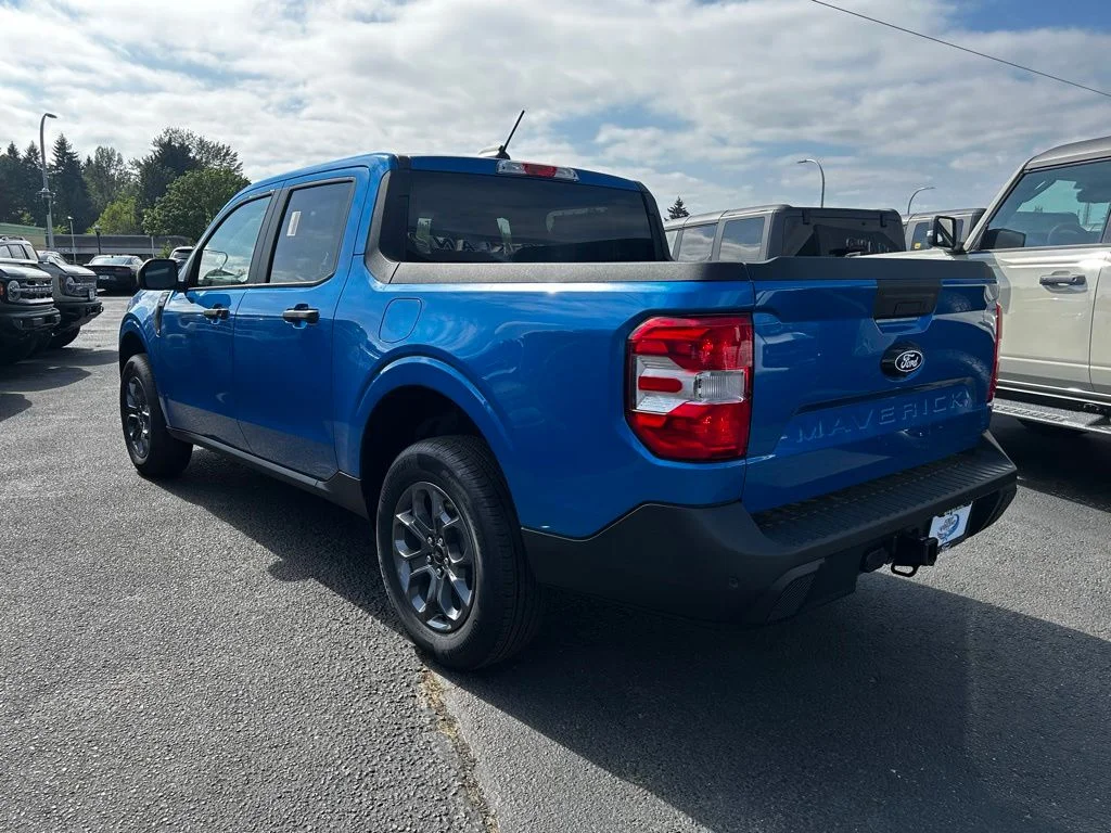 New 2026 Velocity Blue Ford XLT image 5