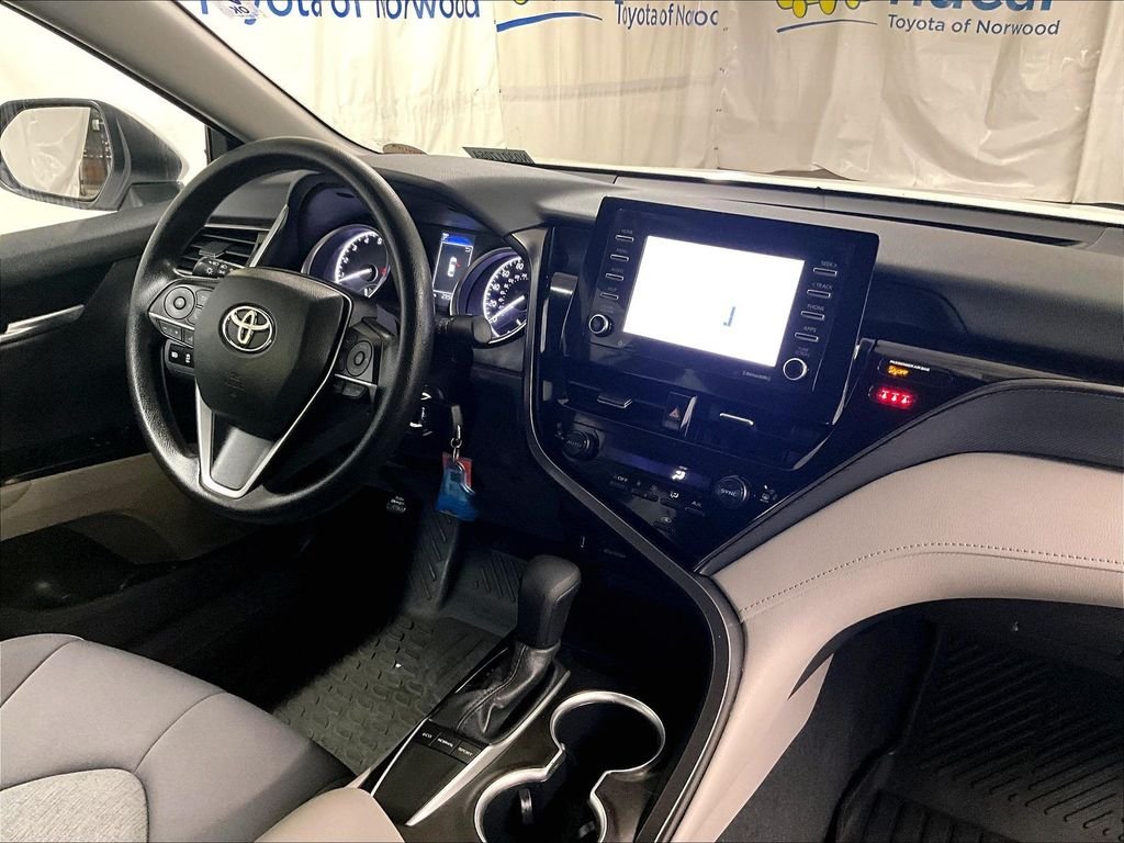 Used 2023 White Toyota LE image 14