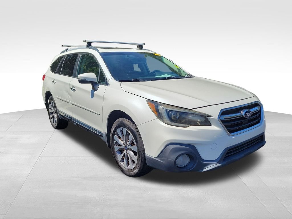 Used 2018 Crystal White Pearl Subaru 2.5i image 13