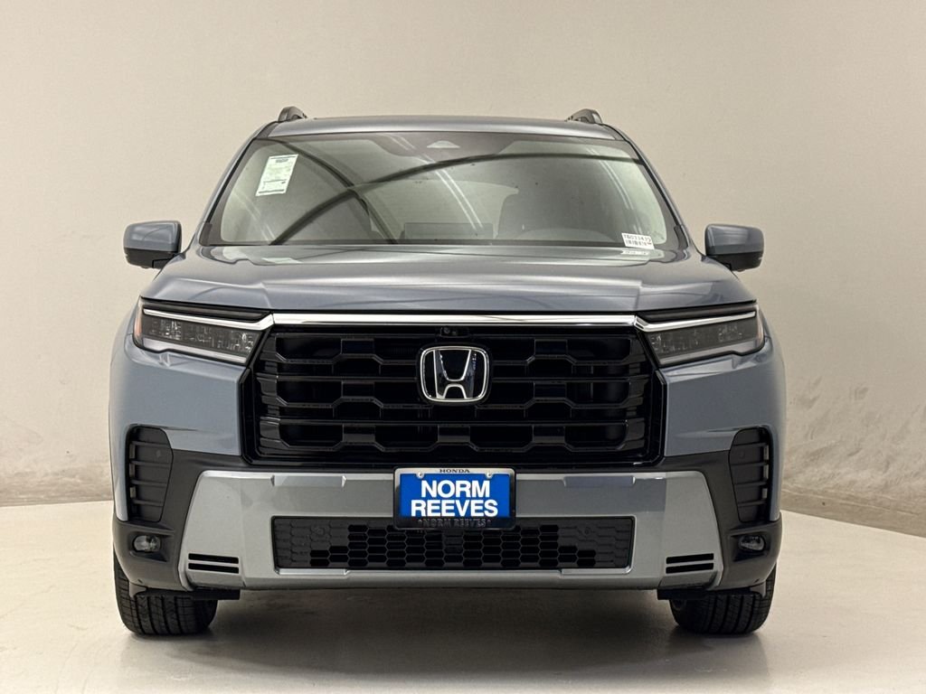 New 2026 Sonic Gray Pearl Honda Touring image 3
