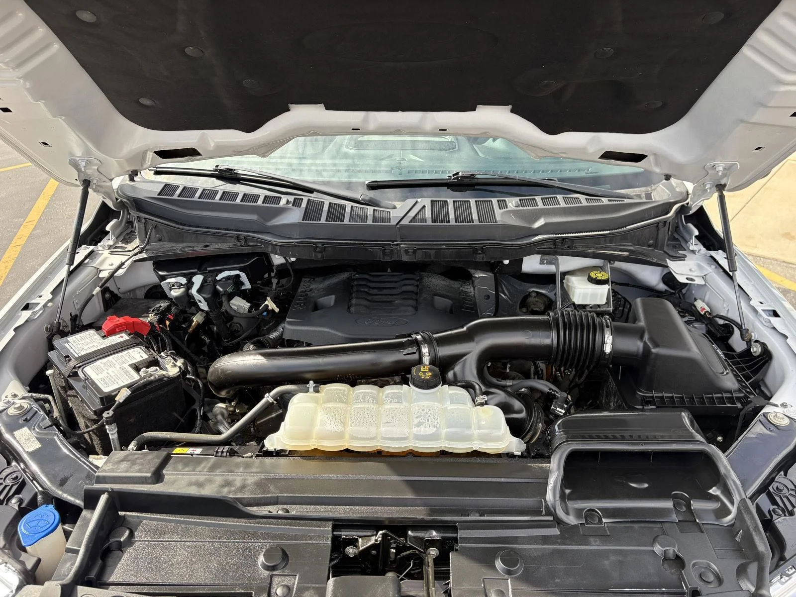 Certified Used 2023 Avalanche Gray Ford XLT image 26