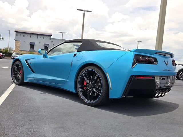 Used 2019 White Chevrolet Stingray Z51 image 4