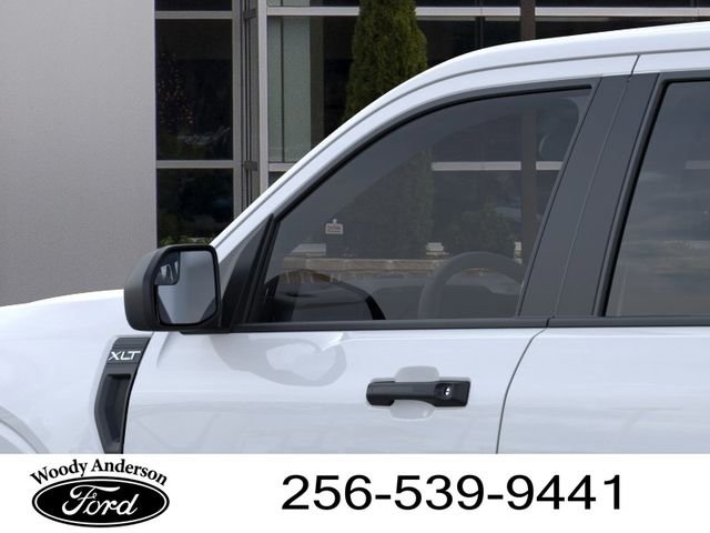 New 2025 Oxford White Ford XLT image 21