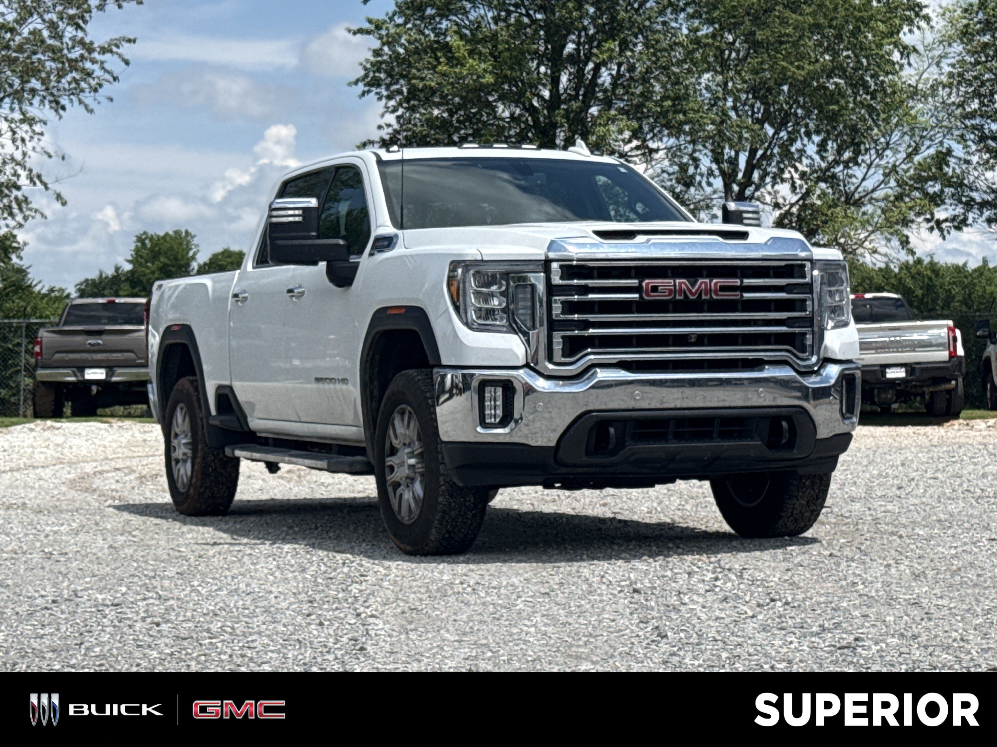 2023 GMC Sierra 4WD Crew Cab Standard Box SLT's photo
