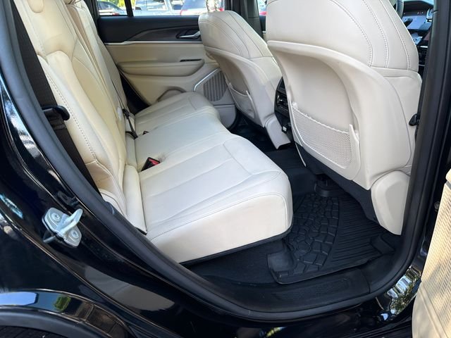 Used 2023 Black Jeep Limited image 15