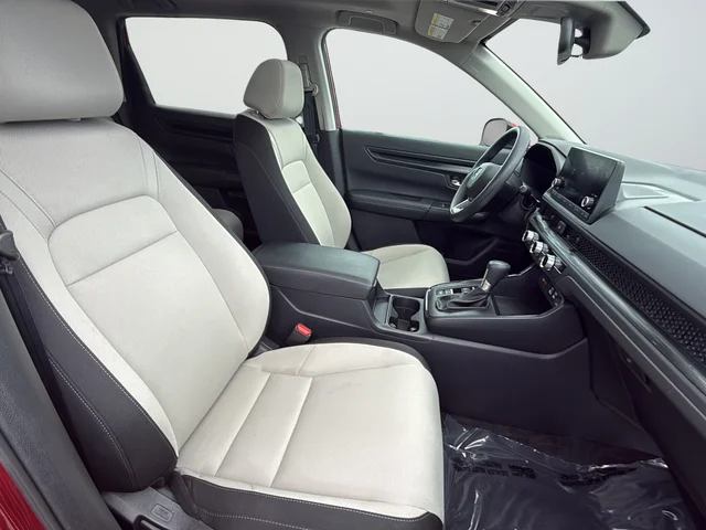 Used 2025 Red Honda EX image 9
