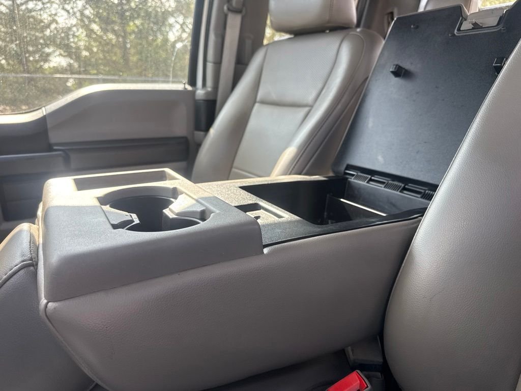 Used 2019 Oxford White Ford XL image 27