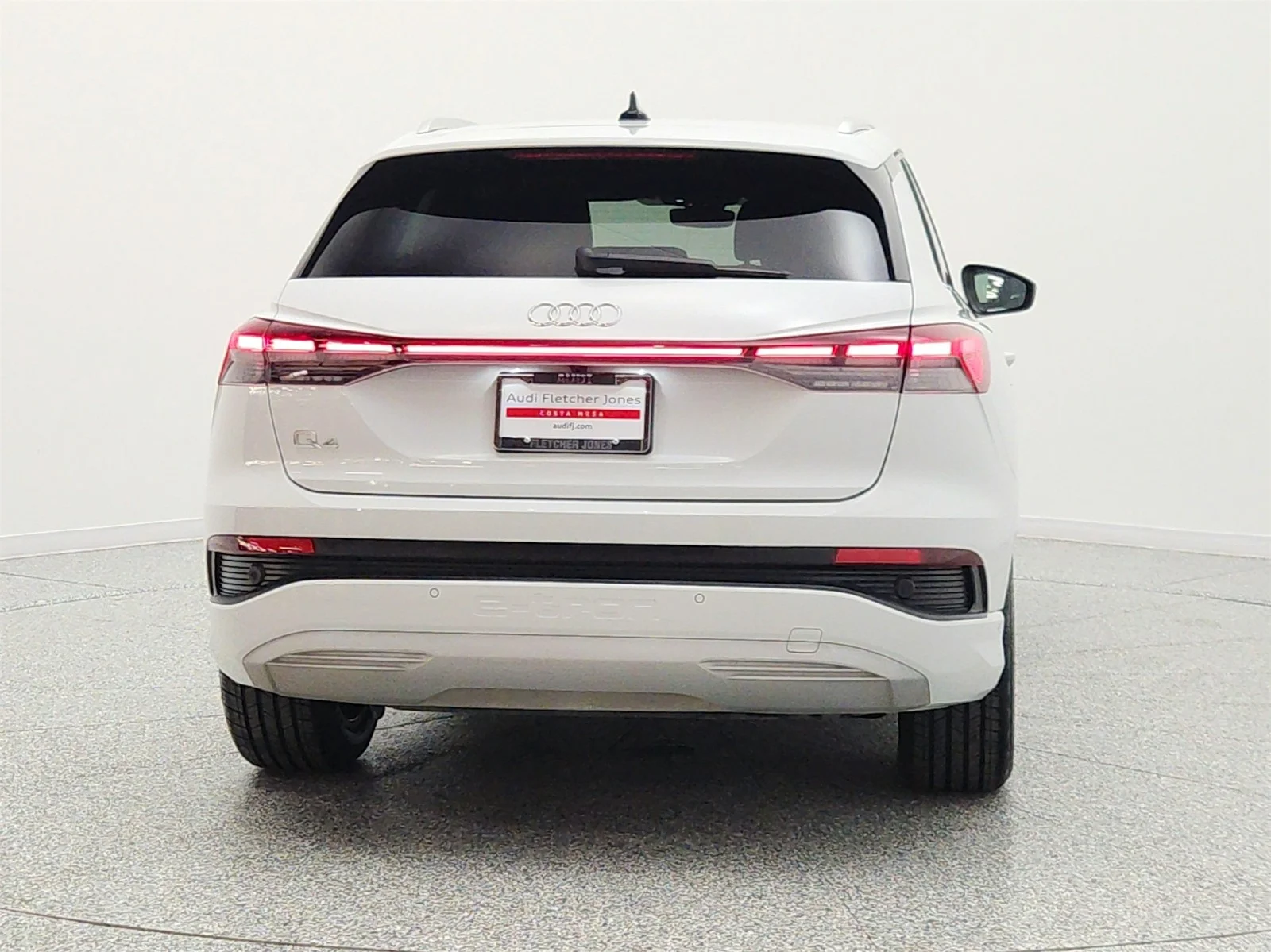 Used 2023 Glacier White Metallic Audi Premium Plus 40 RWD image 6