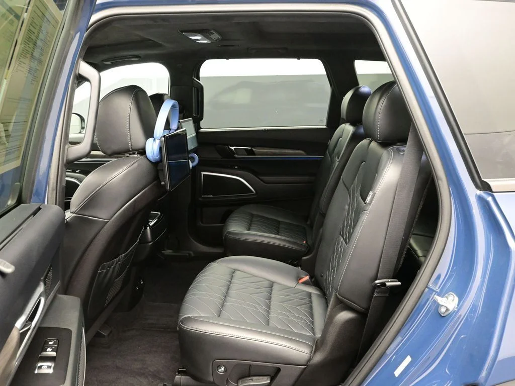 Used 2025 Midnight Black Kia SX-Prestige X-Pro image 15