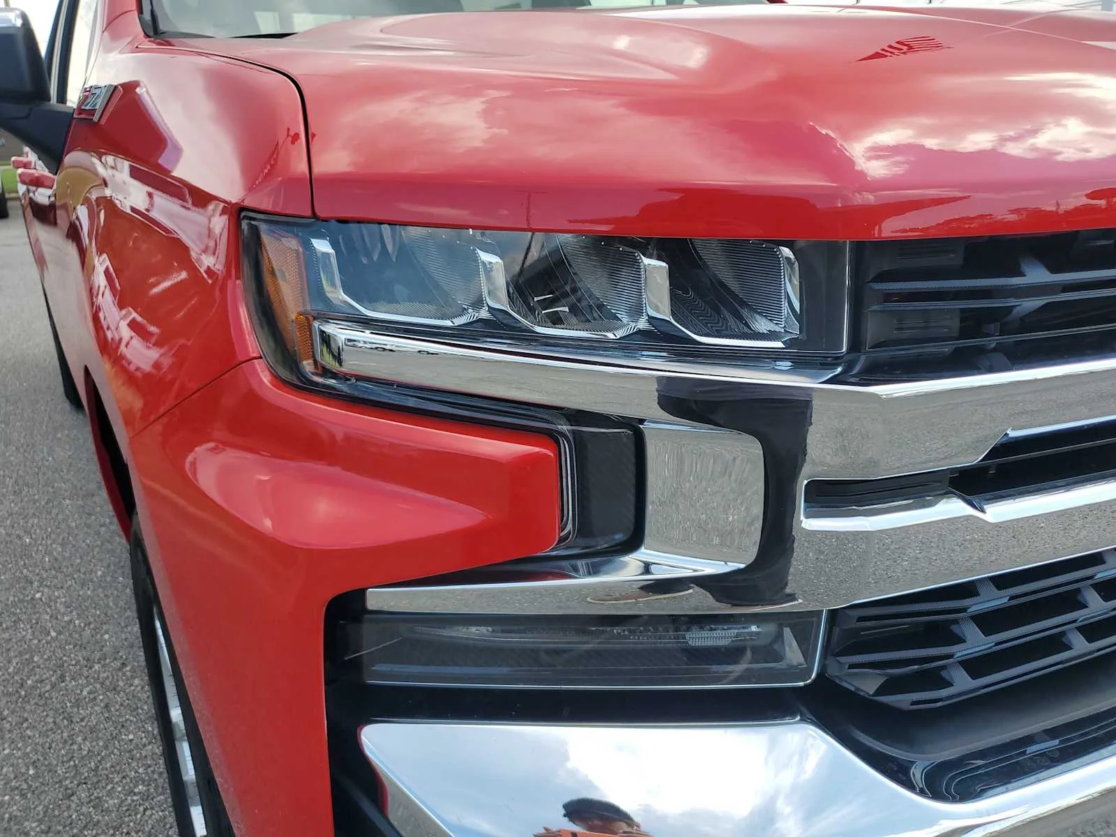 Used 2019 RED HOT Chevrolet LT image 13