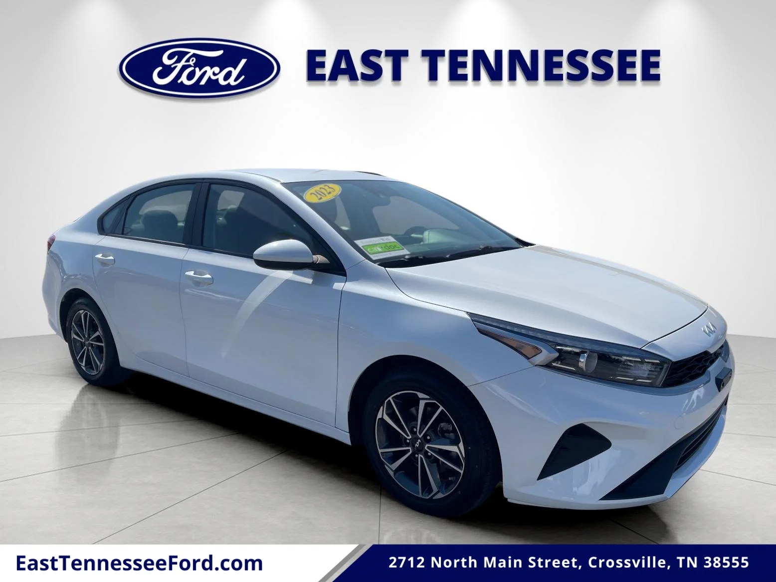 Used 2023 White Kia LXS image 1