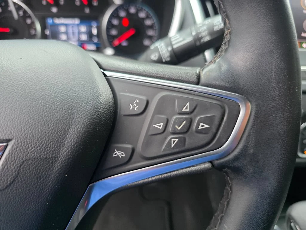 Used 2024 Sterling Gray Metallic Chevrolet LT image 25
