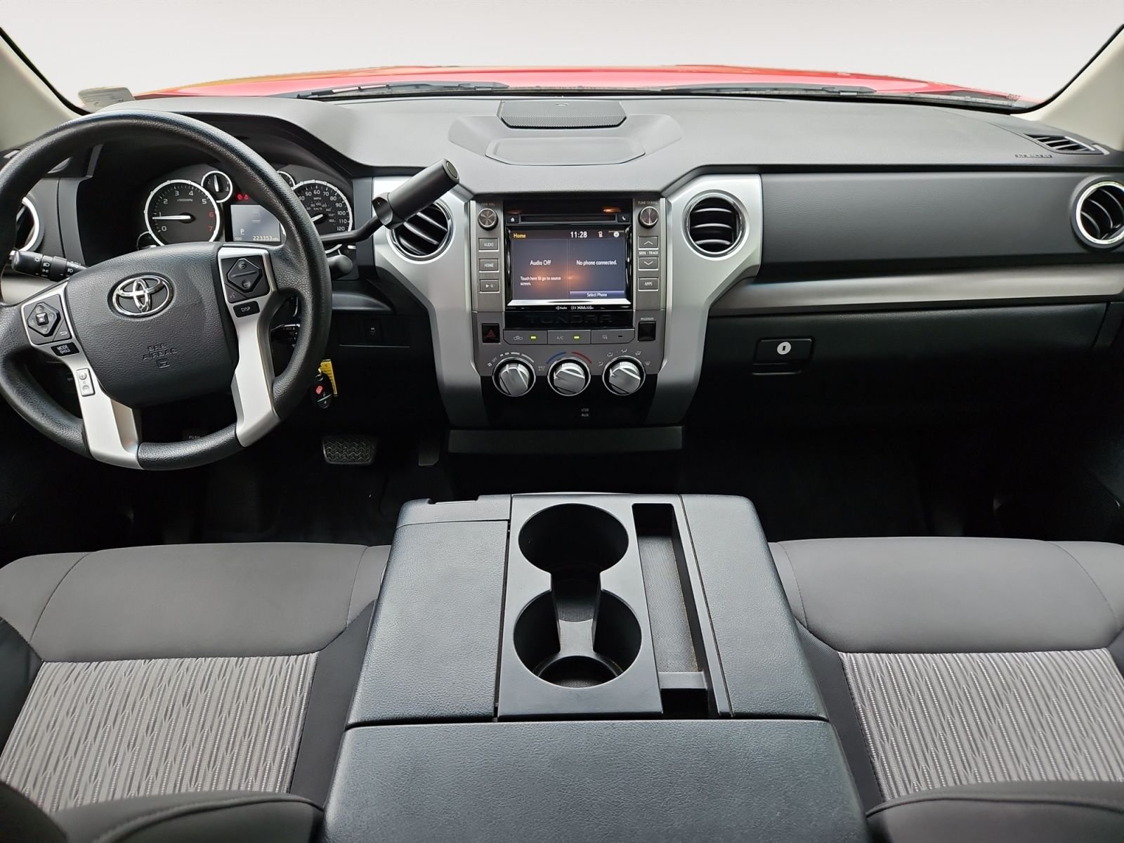 Used 2014 Red Toyota SR5 image 10