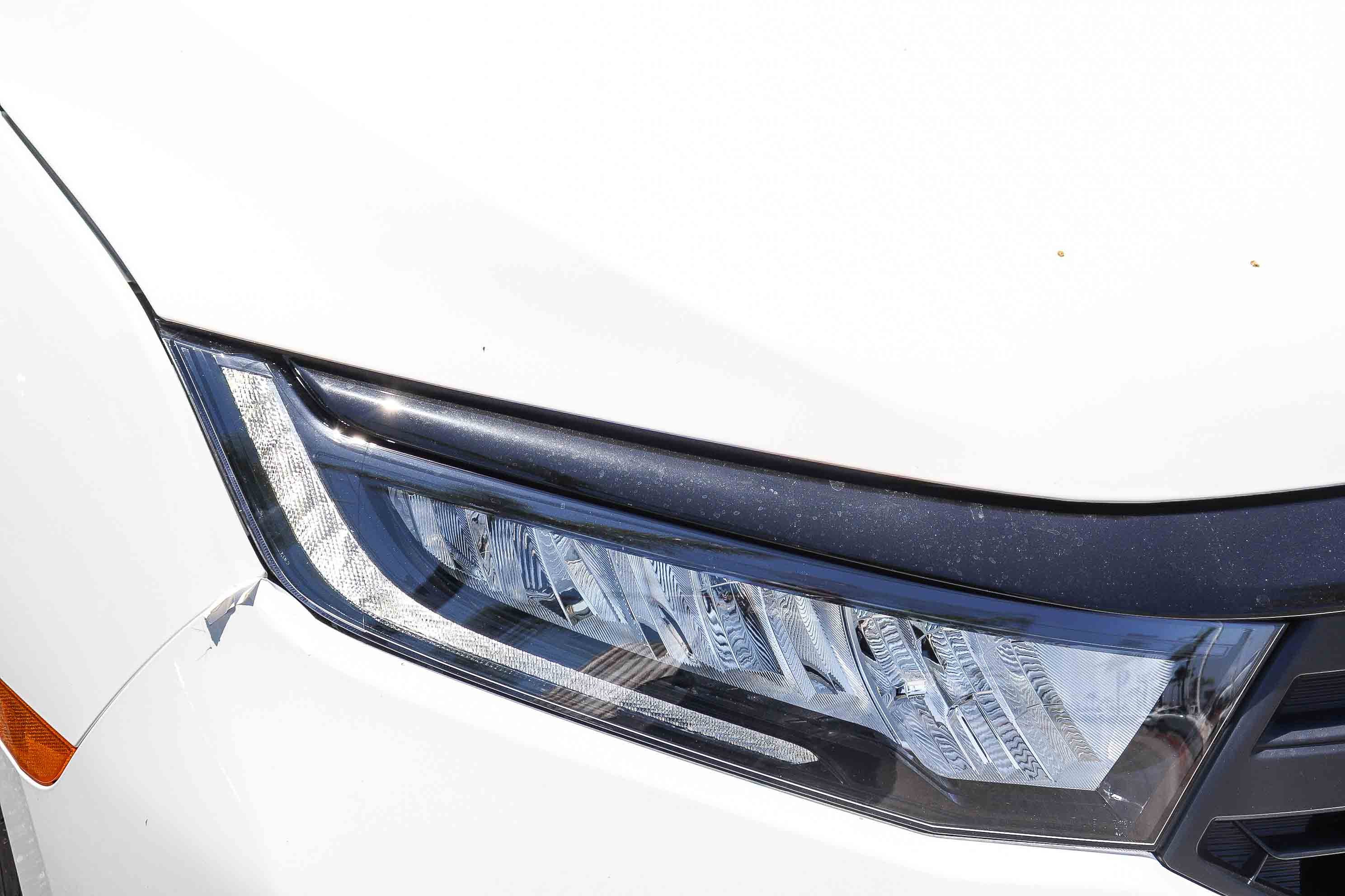 New 2026 Platinum White Pearl Honda EX-L Auto image 5